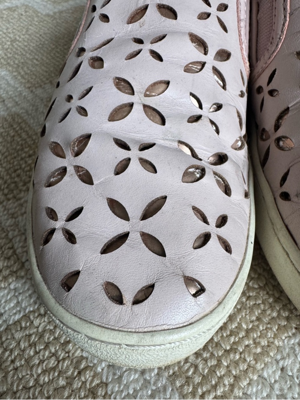 Michael Kors Keaton Slip On Sneakers Perforated Blush Pink Leather Size 5 - Picture 8 of 14